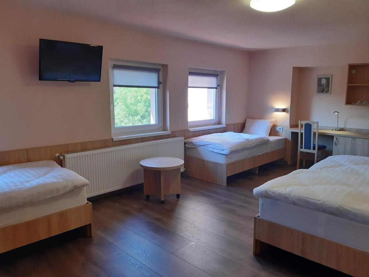 Katalin Motel & Etterem Berettyóújfalu Buitenkant foto