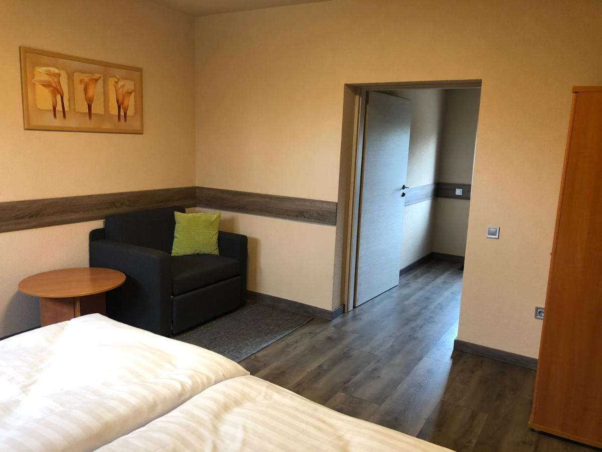 Katalin Motel & Etterem Berettyóújfalu Buitenkant foto
